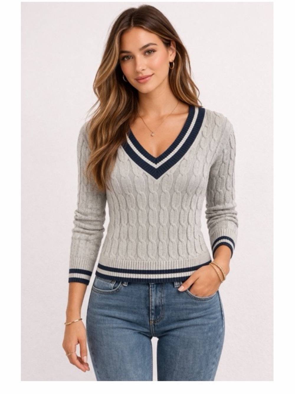 Mia & Tess Cable Knit‎ V-Neck Sweater